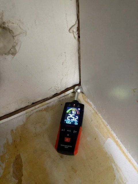 REF-moisture-00